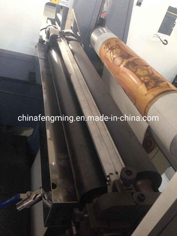 Machine à découper du rouleau à rouleau de papier d'impression Flexo avec une largeur d'impression maximale de 900 mm