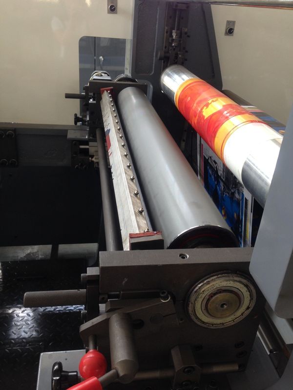 Appareil d'alimentation 380V 3pH 50Hz Fengming Six couleurs Unité de type papier Flexo machine d'impression