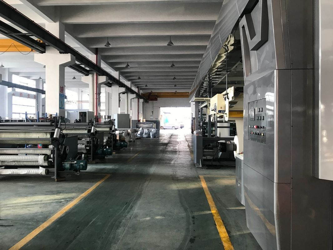 Machine de revêtement de papier à haute vitesse sans arrêt pour papier fin