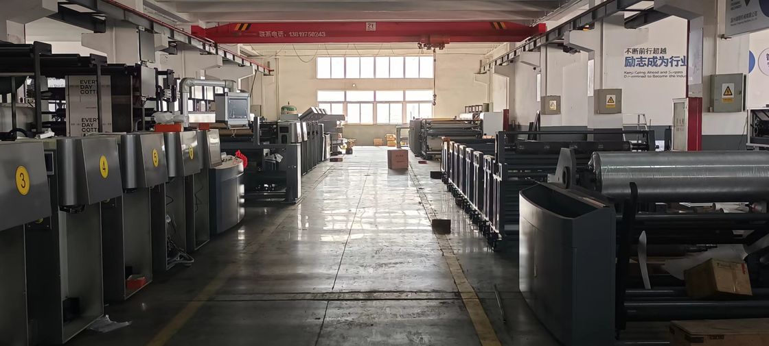 240 m/min Tinta à base d'eau ou Tinta UV Flexo Machine d'impression pour les matériaux de papier