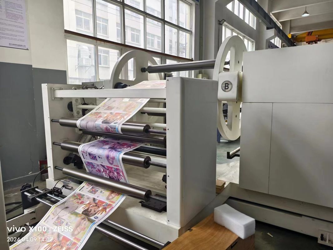 Machine d'impression flexographique à cascade verticale pour papier non tissé