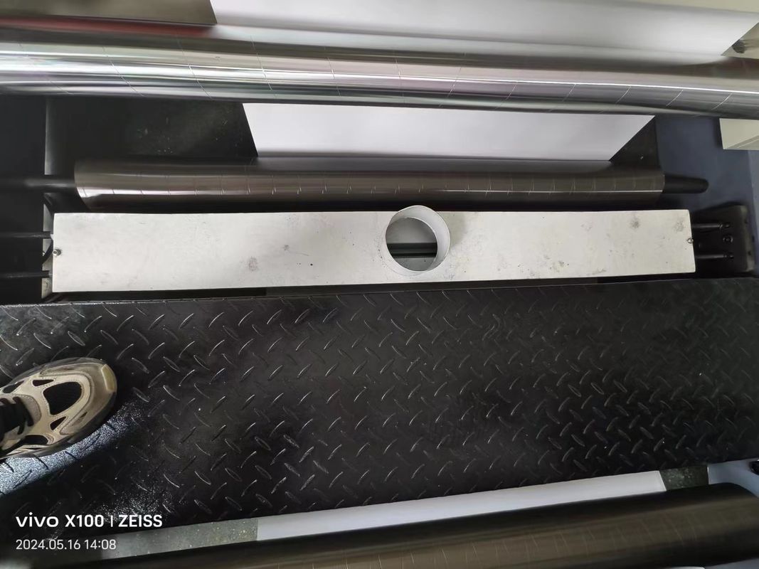 Machine d'impression à manches flexibles contrôlée par PLC avec une largeur d'impression maximale de 1000 mm