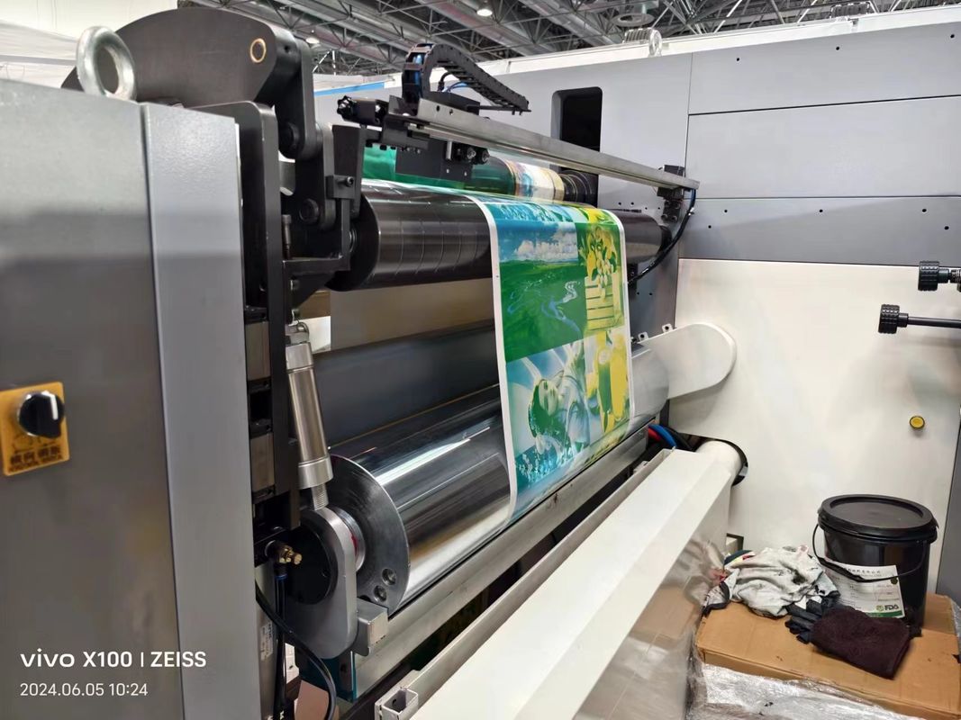 Machine d'impression à haute vitesse 4 couleurs à rouleaux à rouleaux Flexographie