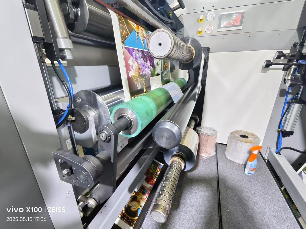 Machine d'impression automatique de haute qualité à rouleau à rouleau à pétale de type Servo complet Flexo en ligne