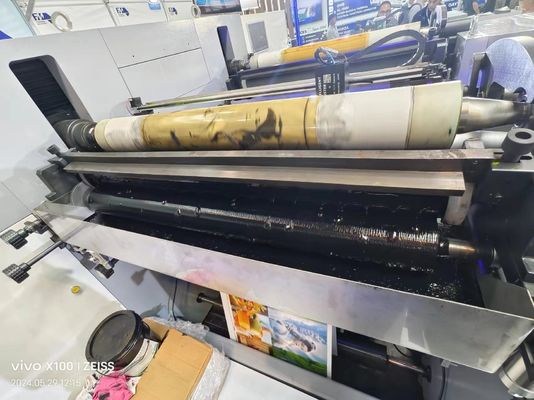 Machine d'impression à manches flexibles pour sac en carton et emballage de tasse en papier 1000 mm Largeur 150 m/min Velocité contrôle PLC
